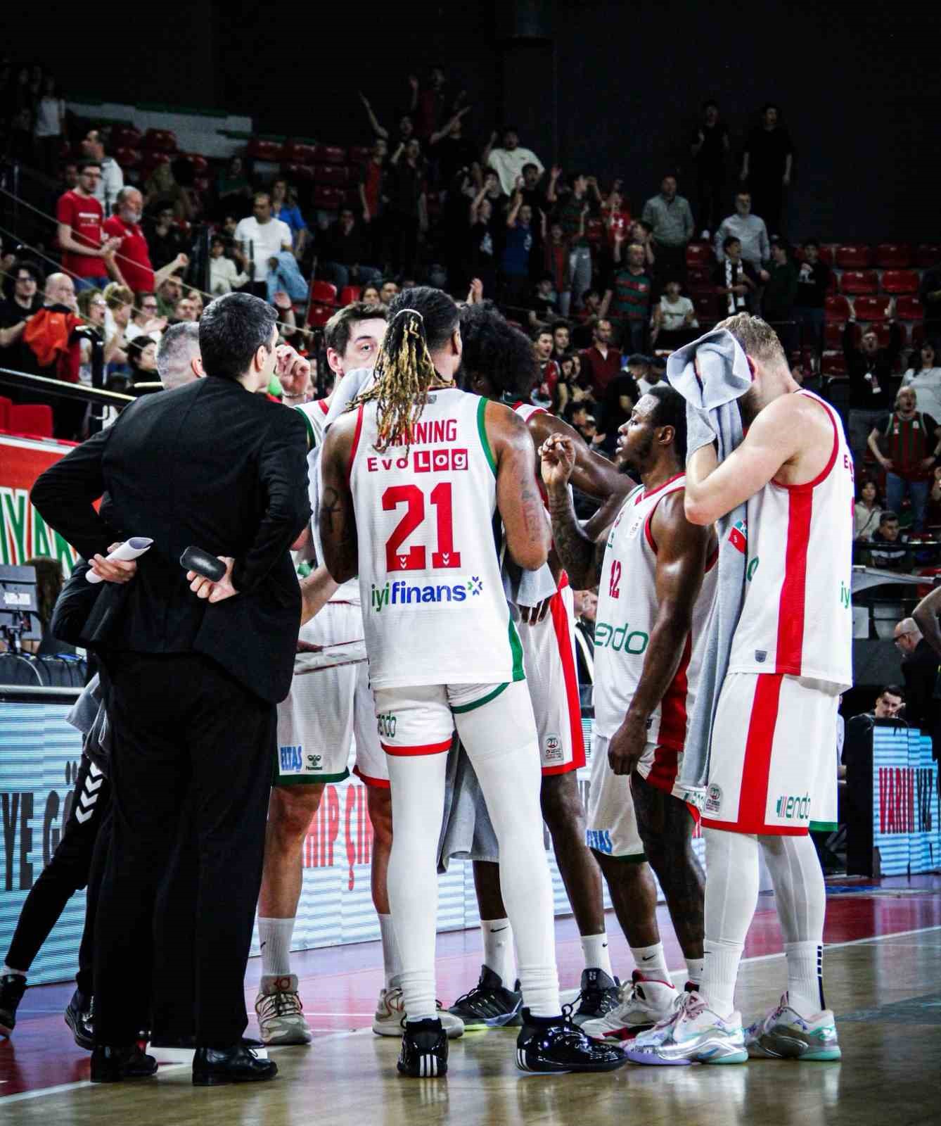 Karşıyaka Basketbol&rsquo;da oyuncular antrenmana &ccedil;ıkmadı
