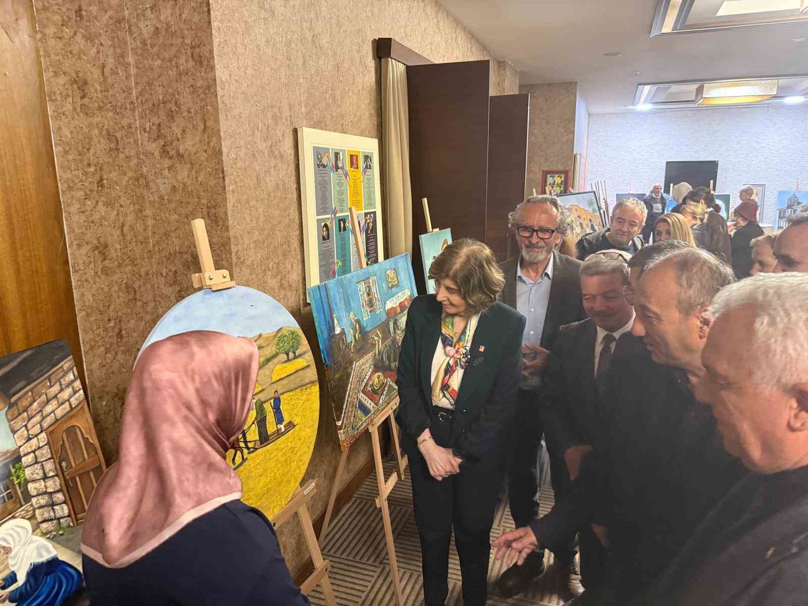 Denizli&rsquo;de "İz Bırakanlar" sergisi yoğun ilgi g&ouml;rd&uuml;
