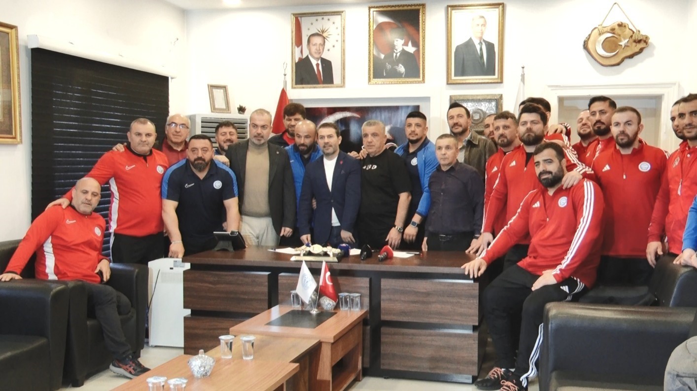 Başpehlivanlardan ASKİ Spor&rsquo;a transfer hamlesi
