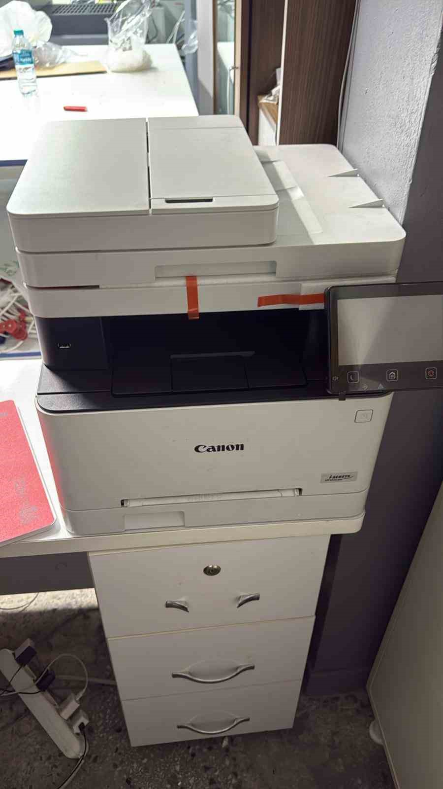 Esenler&rsquo;de sahte para operasyonu: Milyonlarca sahte d&ouml;viz ele ge&ccedil;irildi
