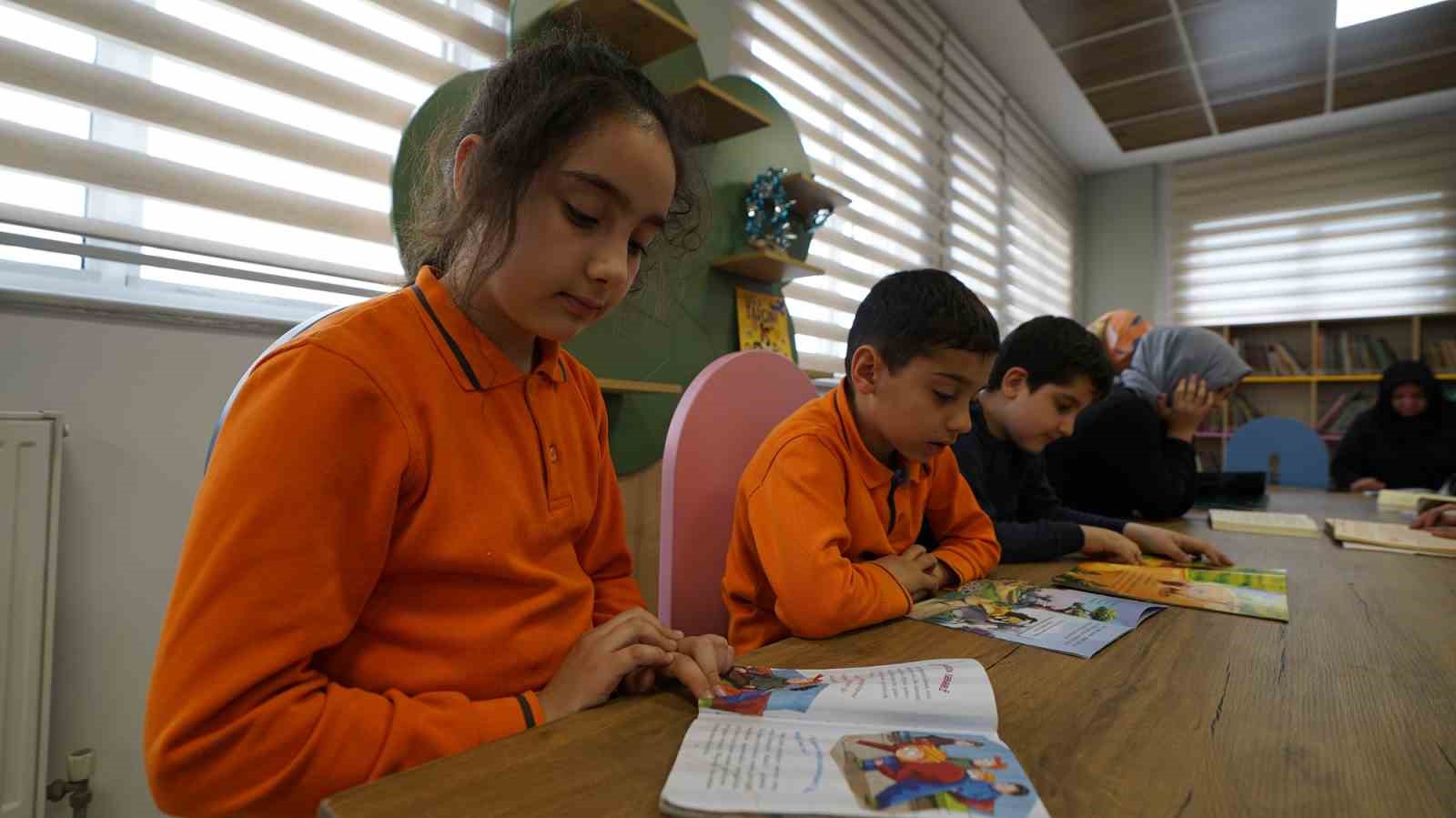 Kahramanmaraş&rsquo;ta anne ve &ccedil;ocukları aynı sayfalarda buluştu
