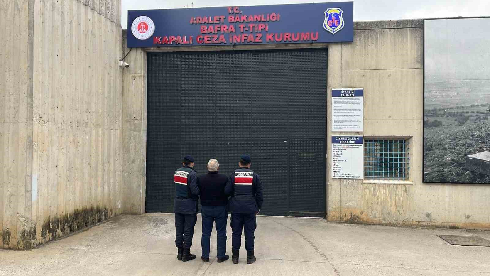 Bafra&rsquo;da uyuşturucudan aranan h&uuml;k&uuml;ml&uuml; yakalandı
