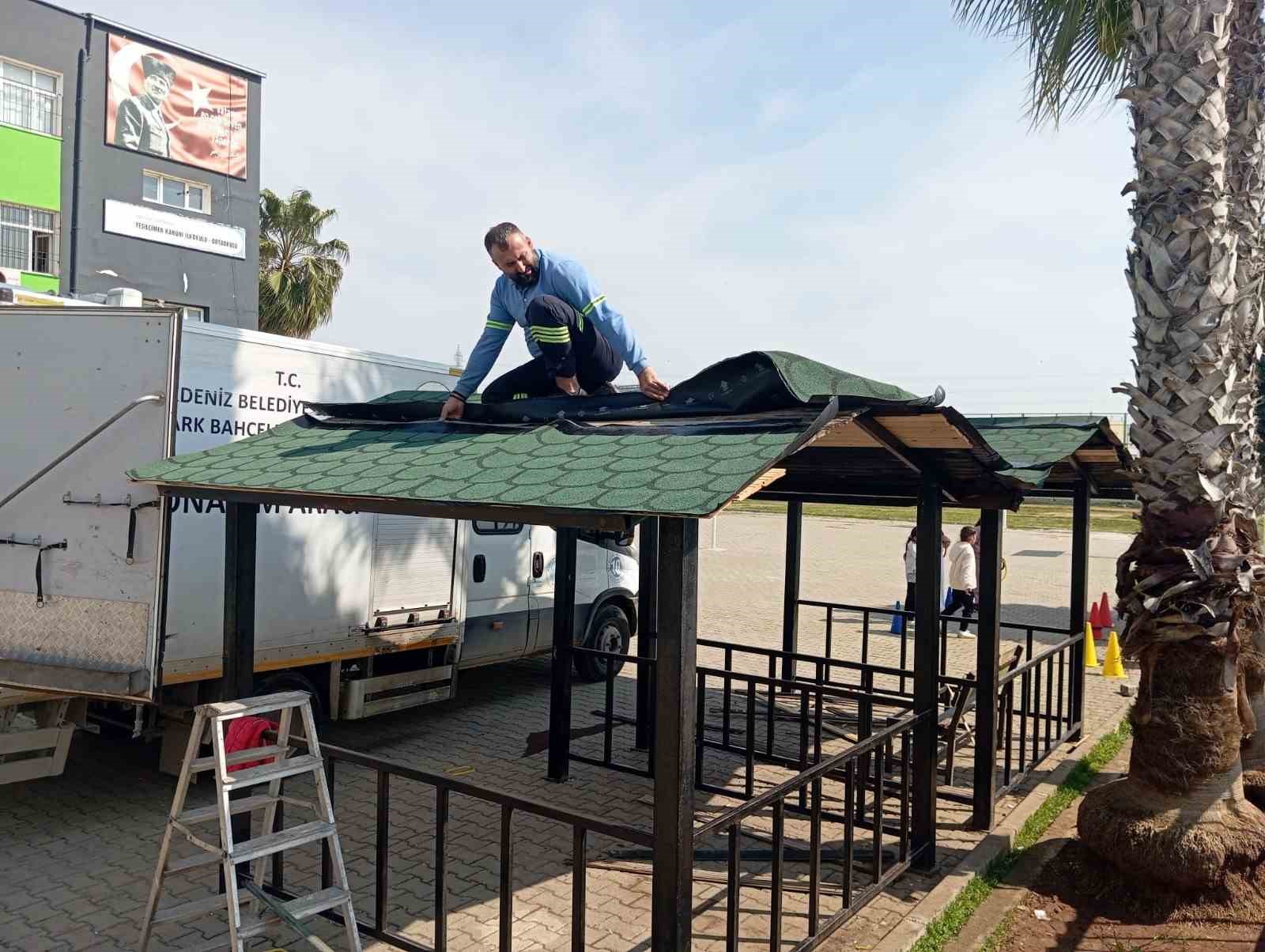 Mersin’de park ve yeşil alanlarda bakım seferberliği