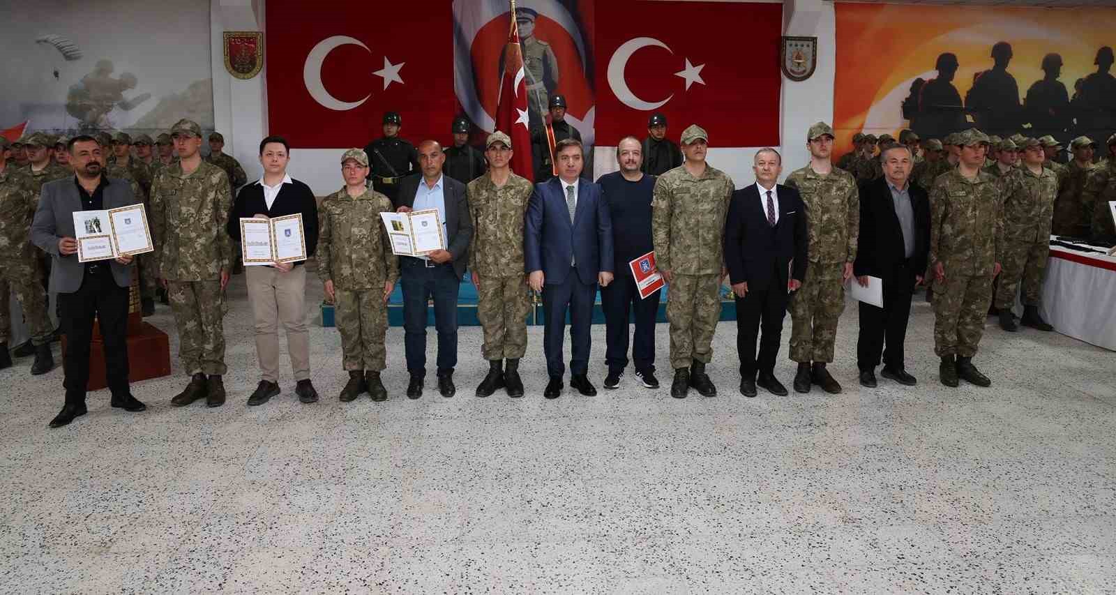 Erzincan’da bedelli erler yemin etti