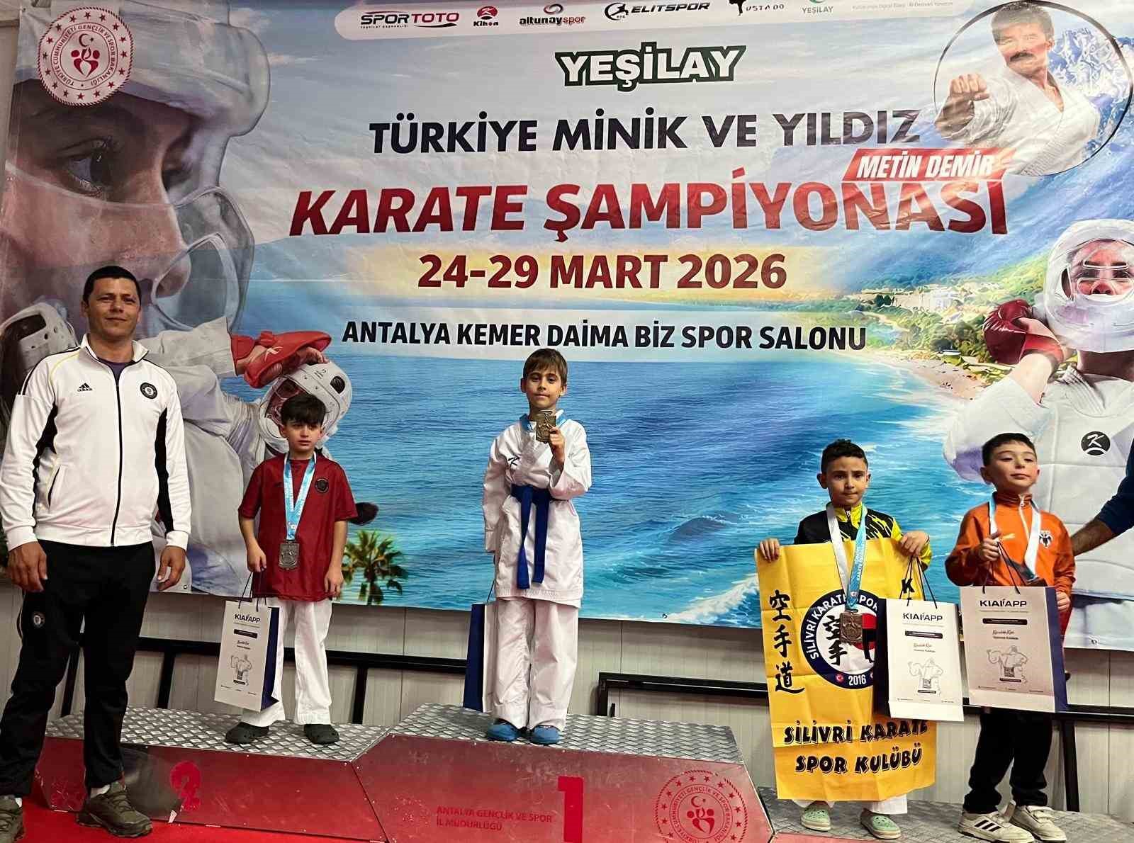 Altı ay önce karateye başladı, Türkiye şampiyonu oldu