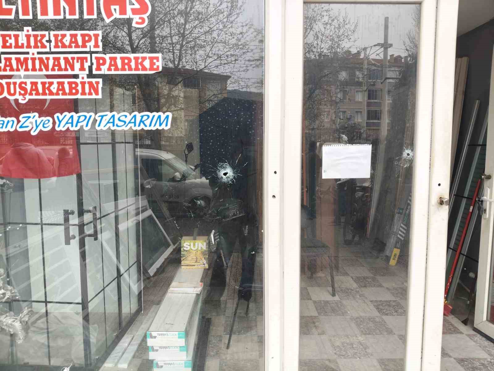 İzmir’de iş yerine silahlı saldırı