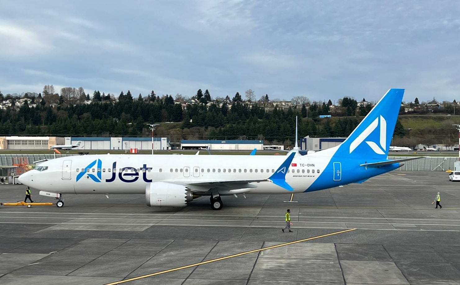 AJet’in gençleşen filosuna yeni uçak