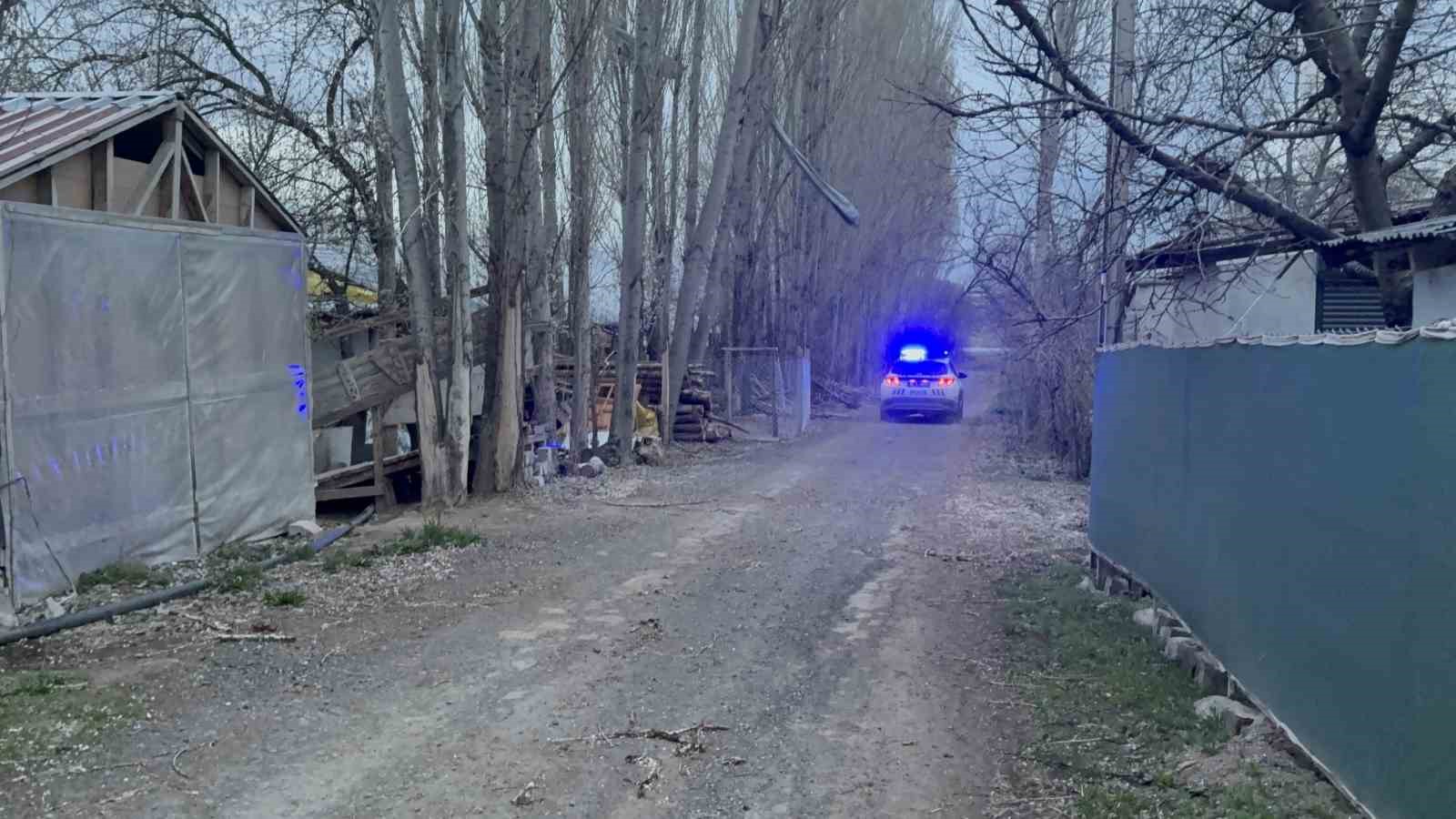 Kayseri&rsquo;de sobadan zehirlenen 2 kardeş hastaneye kaldırıldı
