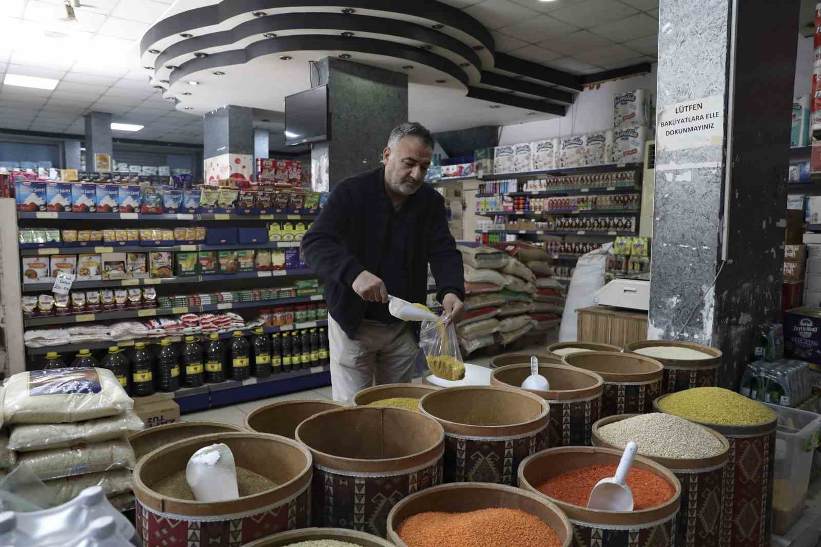 Halk Kart ile Mersin&rsquo;de hem vatandaşa hem esnafa destek
