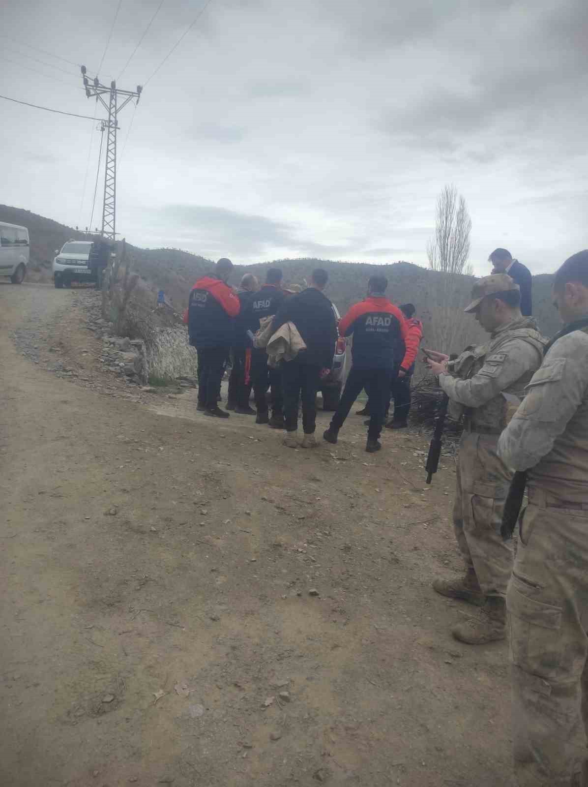 Hizan&rsquo;da kaybolan 4 yaşındaki kız &ccedil;ocuğu i&ccedil;in arama seferberliği
