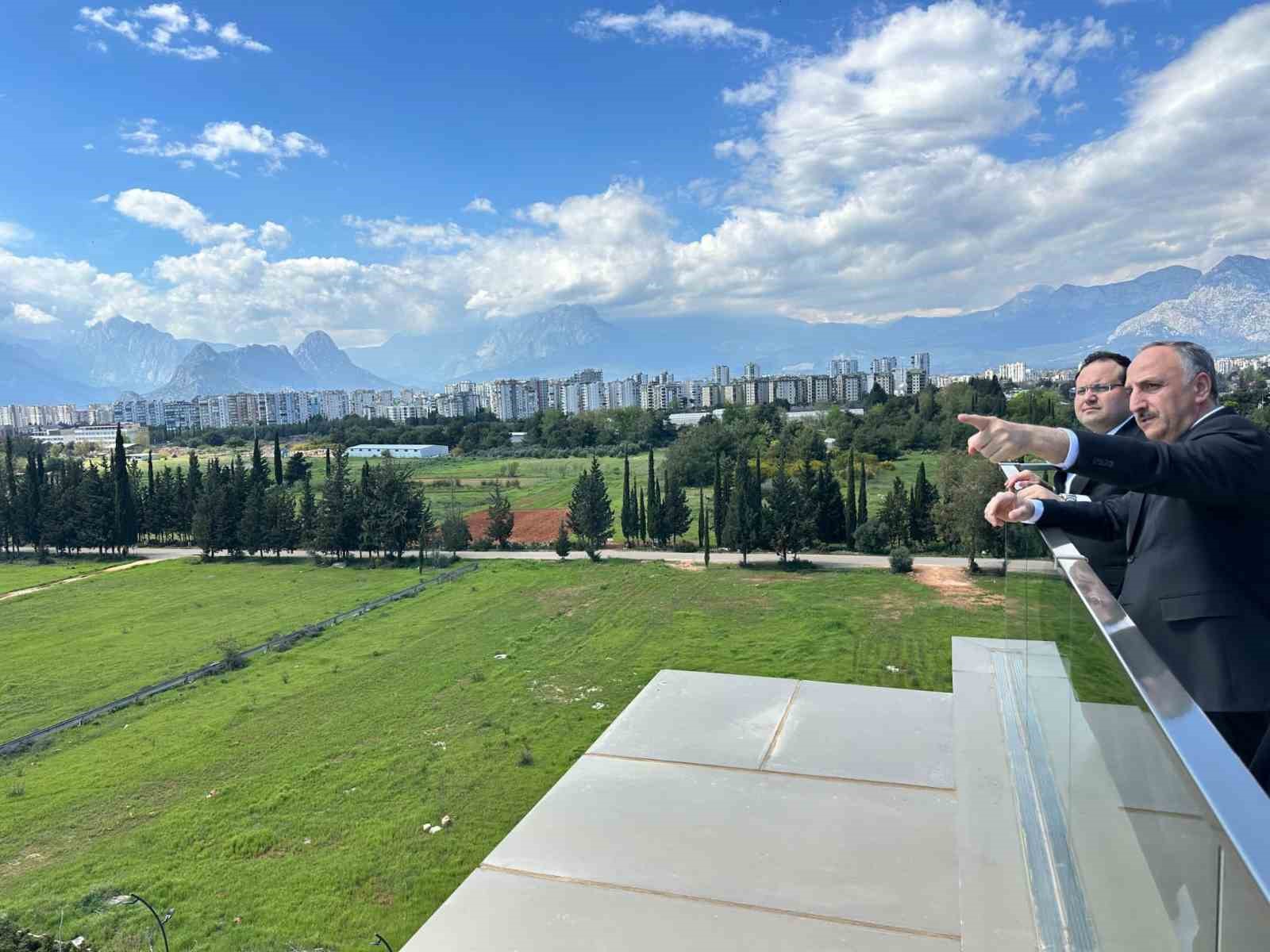 Antalya Teknokent COP 31 s&uuml;recinde iş birliğini g&uuml;&ccedil;lendiriyor
