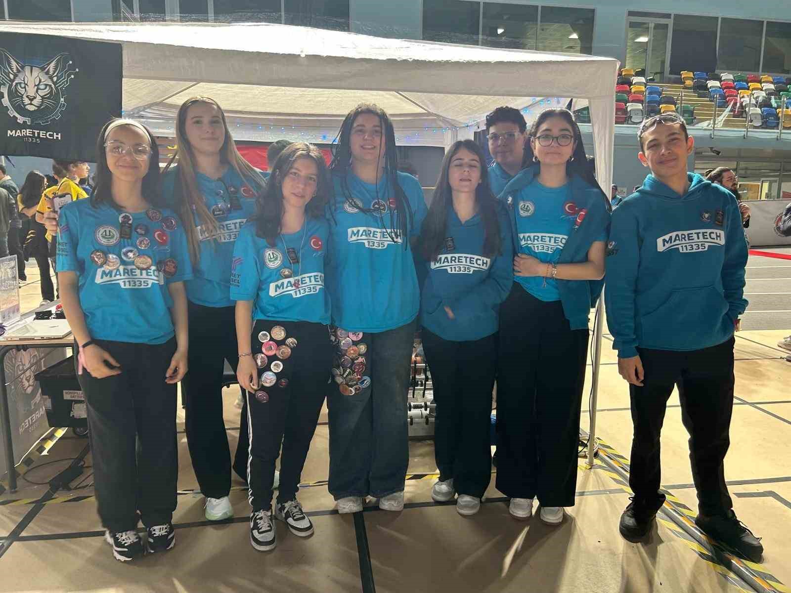 Ege&rsquo;nin gen&ccedil; yetenekleri, geleceğin teknolojilerini FRC&rsquo;de yarıştırdı
