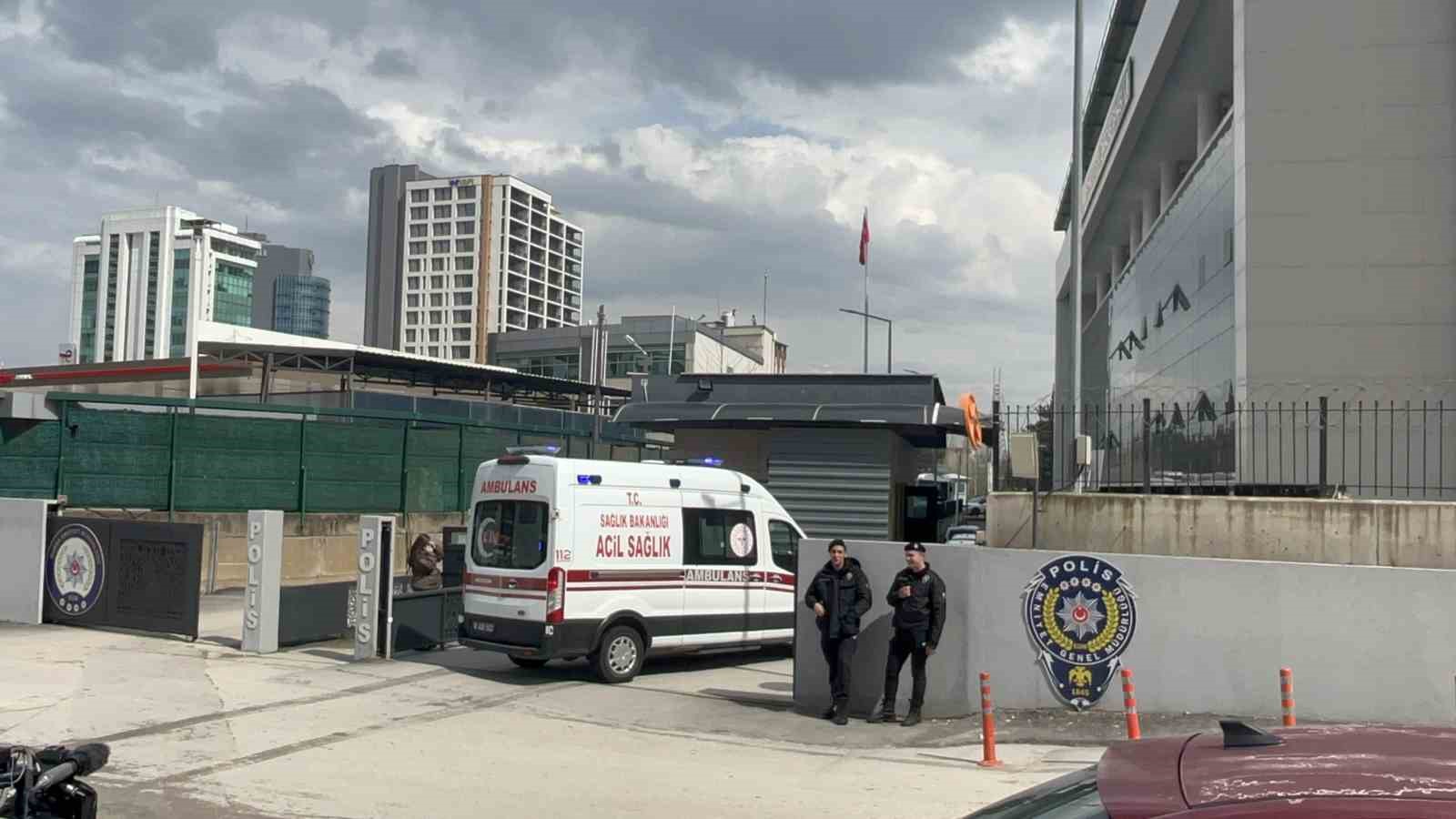 Bursa’da 57 kişinin gözaltına alındığı operasyonda kabızlık şikayeti baş gösterdi
