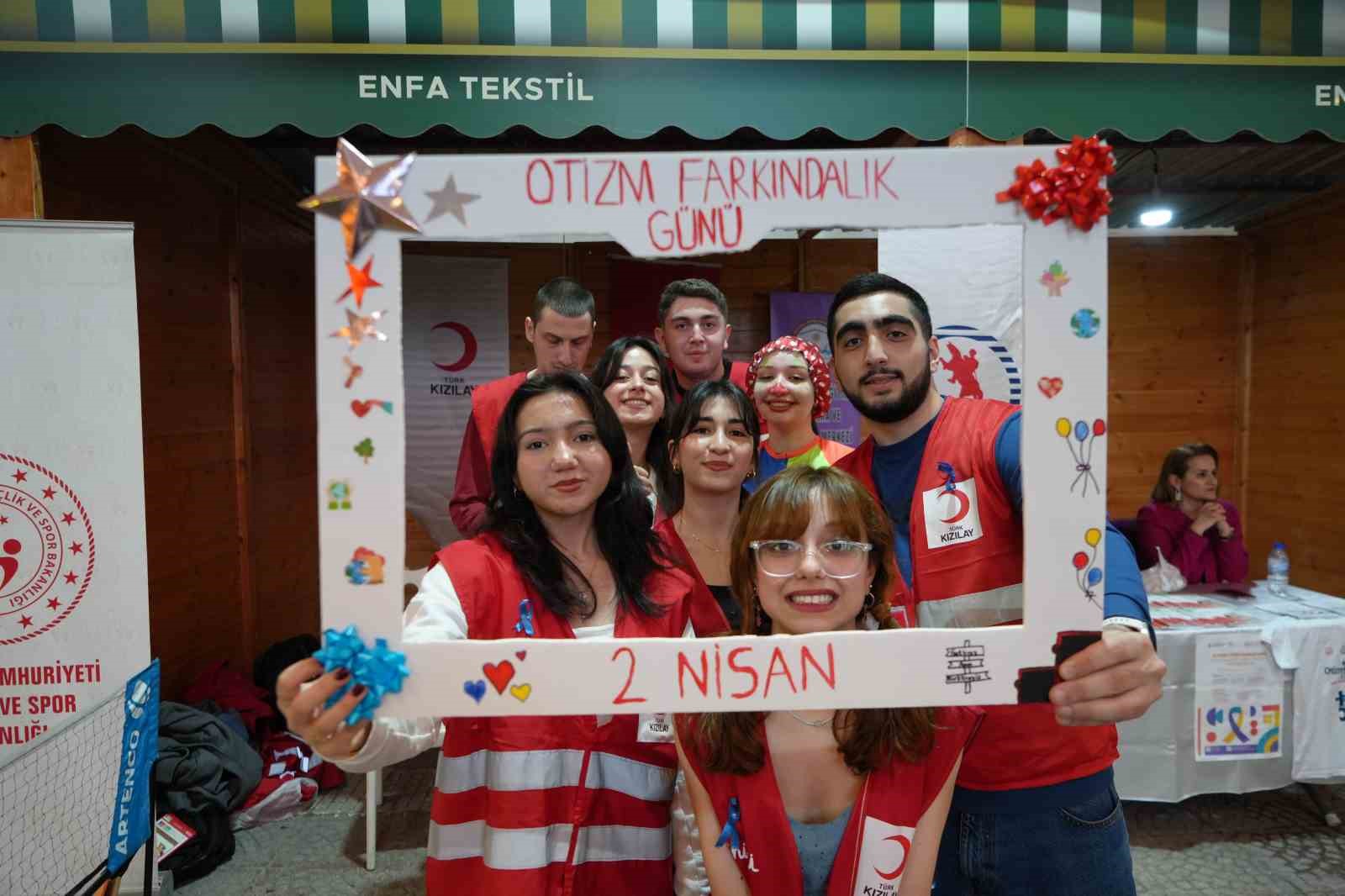 Samsun’da farkındalık günü coşkuya dönüştü