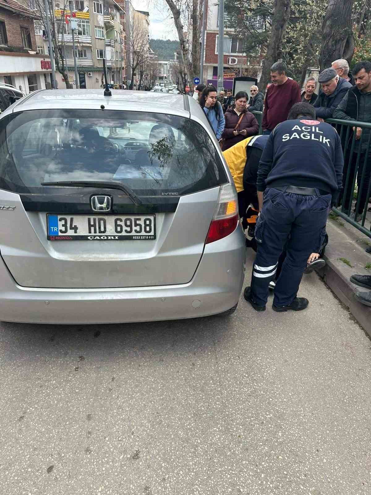 Bilecik&rsquo;te otomobilin &ccedil;arptığı yaya yaralandı
