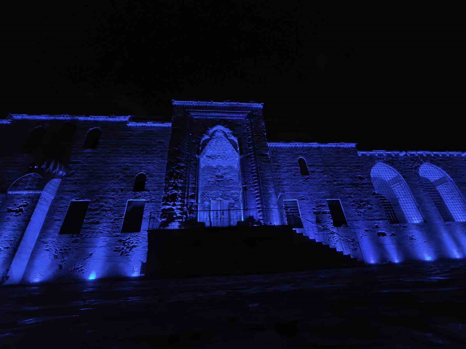 Mardin&rsquo;de otizm farkındalığına anlamlı dokunuş
