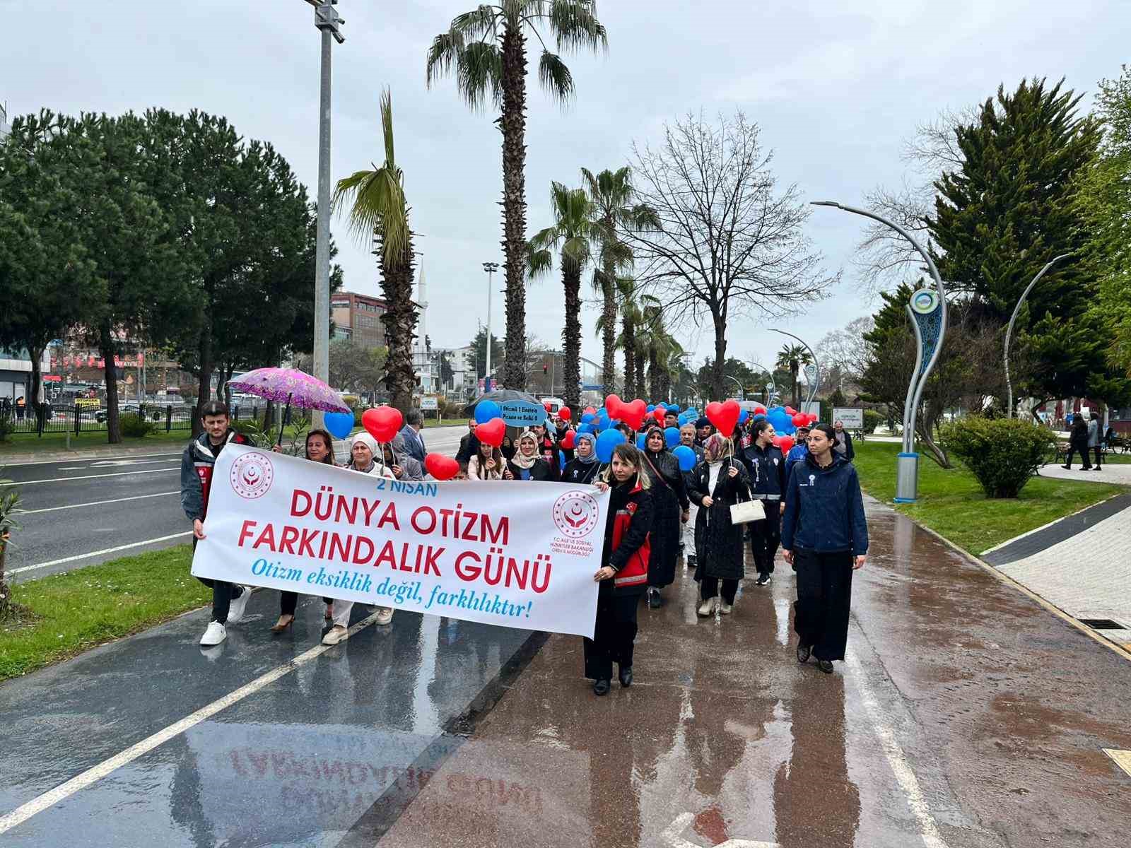 Fatsa’da otizm için farkındalık yürüyüşü