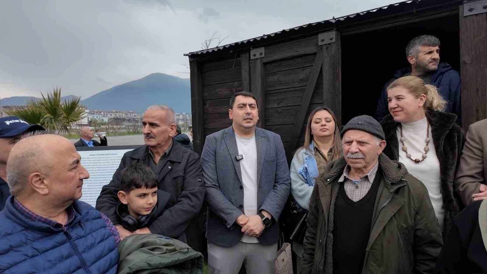 Ahıska T&uuml;rkleri ata topraklarına uğurlandı
