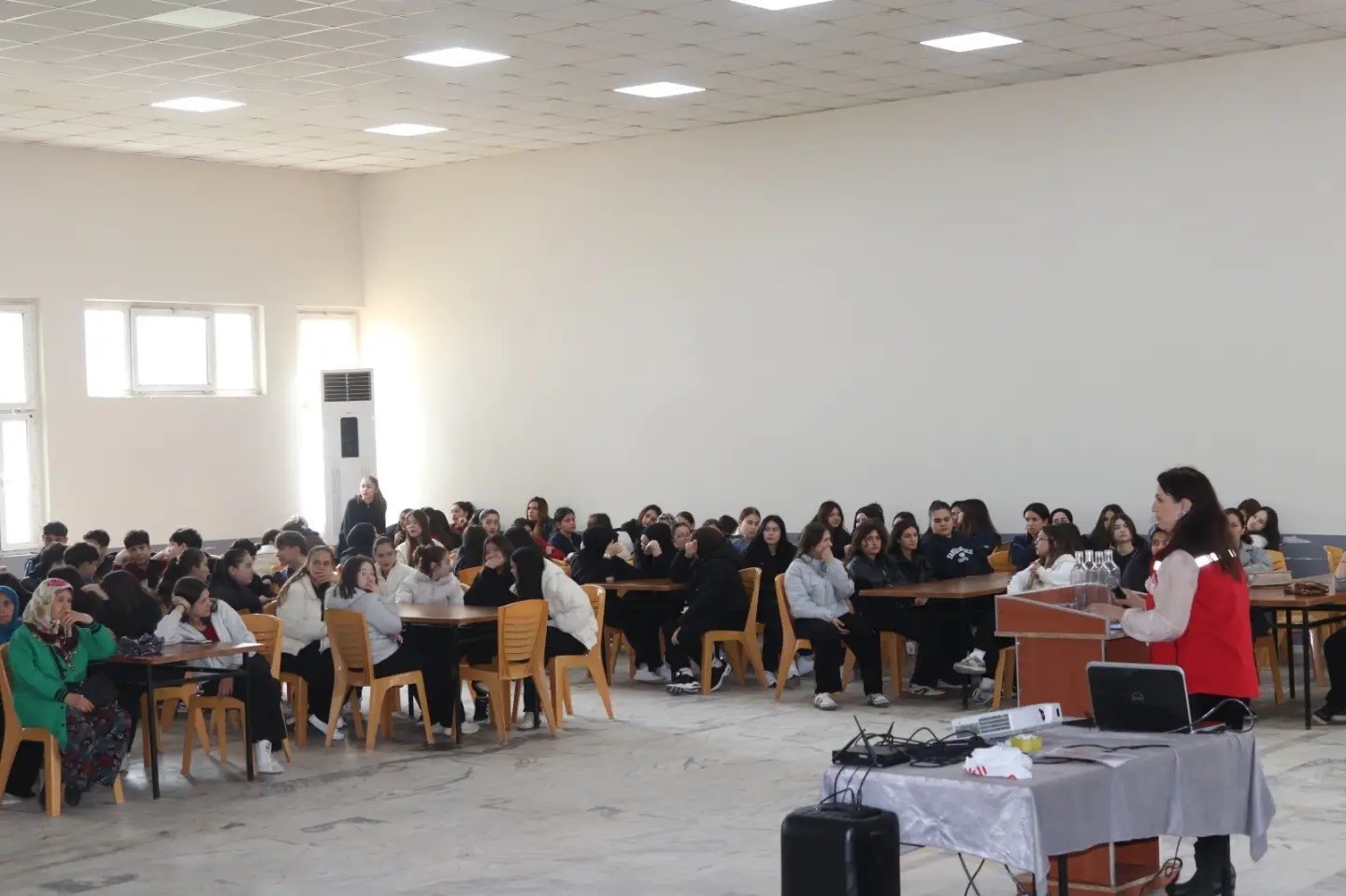 Akhisar’da gıda güvenliğine ’Kadın eli’ dokunuşu