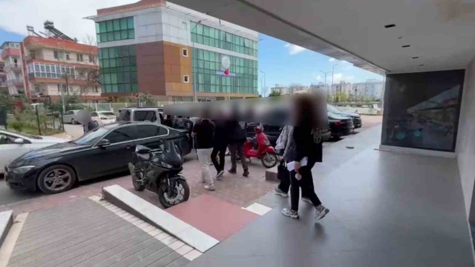 Antalya’da yatırım vaadiyle dolandırıcılığa 16 gözaltı