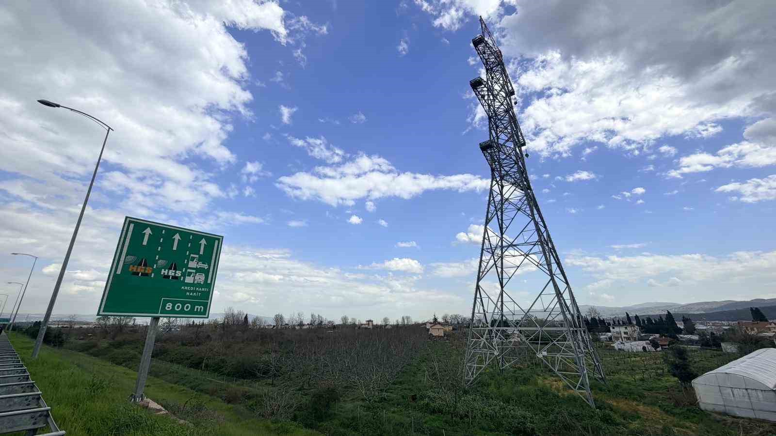 Osman Gazi K&ouml;pr&uuml;s&uuml; kısa s&uuml;reliğine trafiğe kapandı
