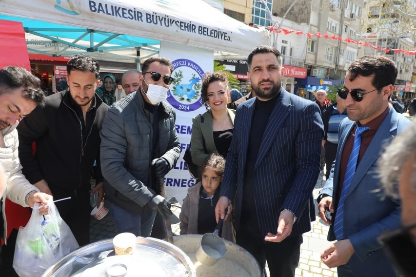 Başkanı Mehmet Ertaş Vanlıların kurtuluş coşkusuna ortak oldu
