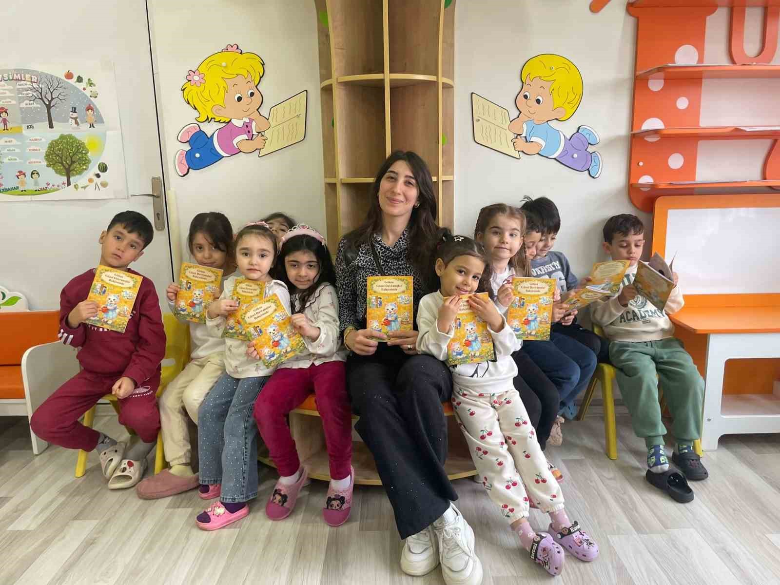 Minik kalplerden K&uuml;t&uuml;phaneler Haftası&rsquo;na &ouml;rnek proje
