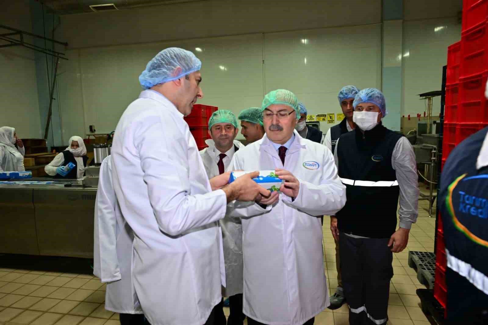 Vali Köşger, Acıpayam’da temaslarda bulundu