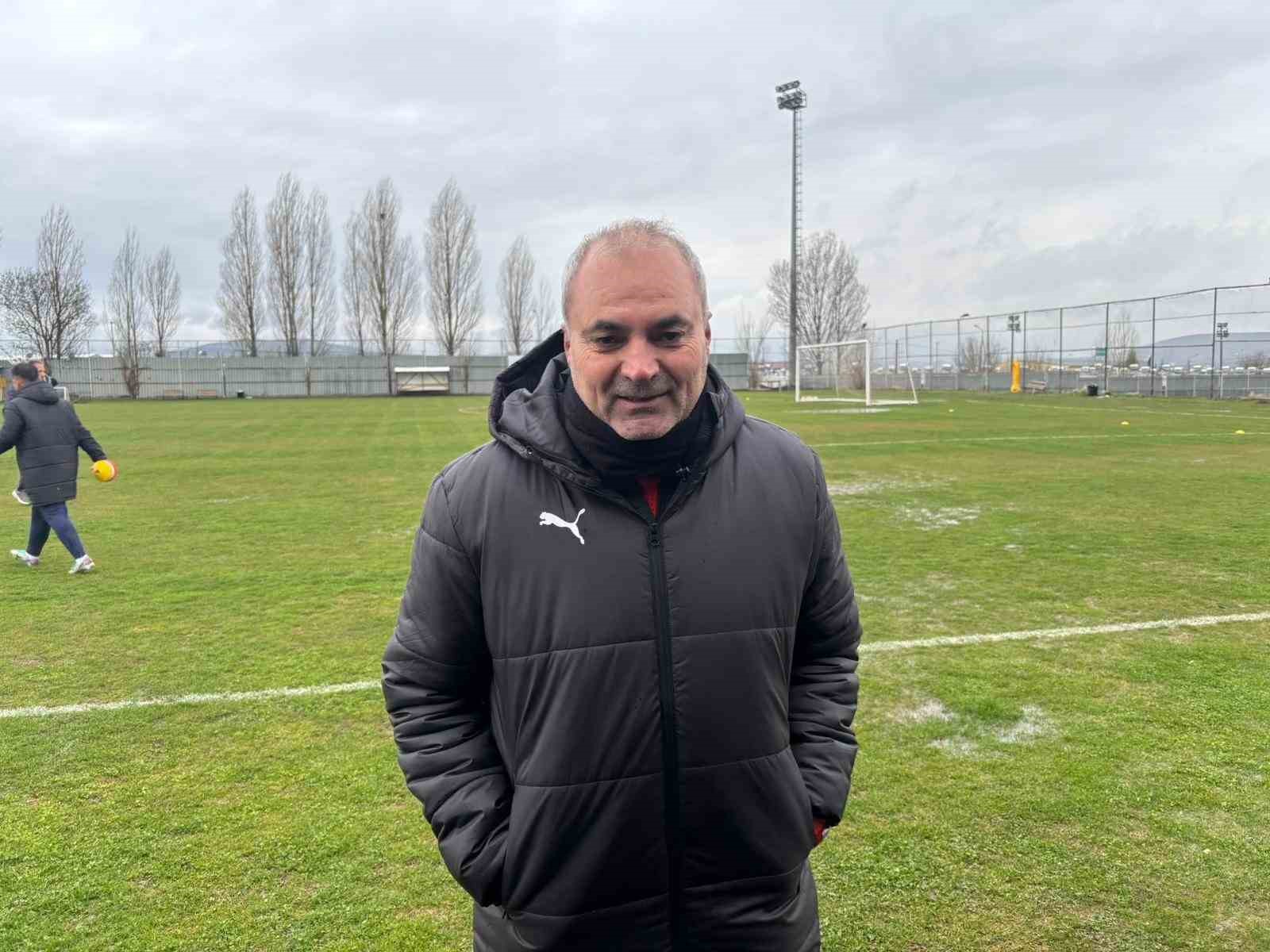 Elazığspor Teknik Direktörü Sözeri: "Savaşan bir oyuncu grubu kurduk"