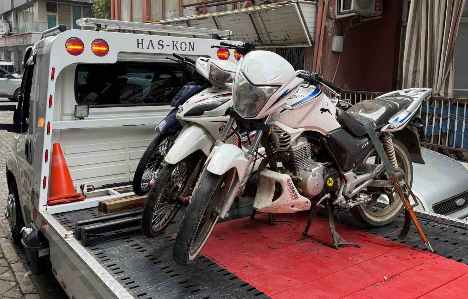 Manisa’da kuralsız motosikletlere ağır darbe: 196 bin TL ceza