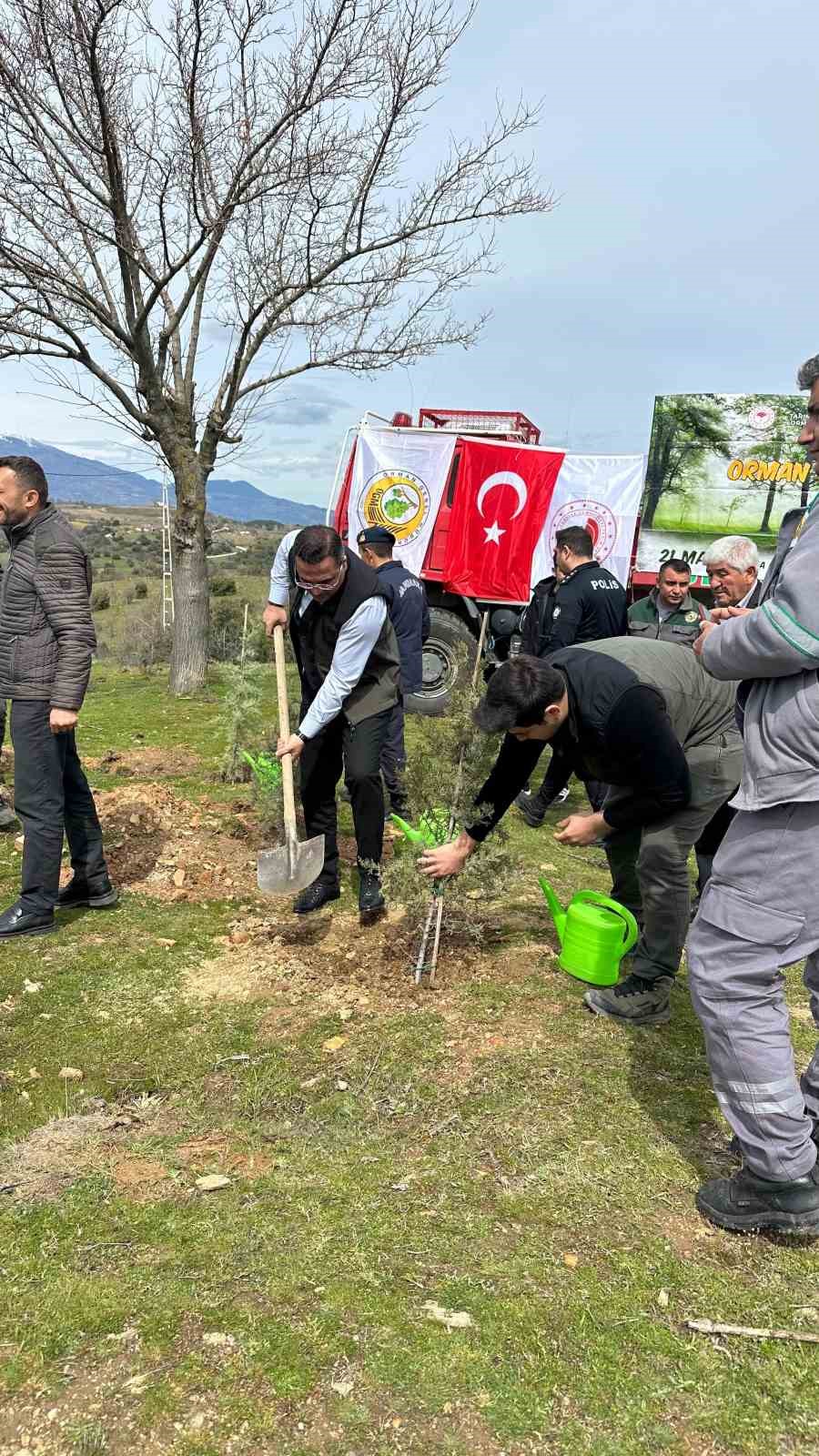 Sarıg&ouml;l&rsquo;de &ouml;ğrenciler doğa sevgisini sahada &ouml;ğrendi
