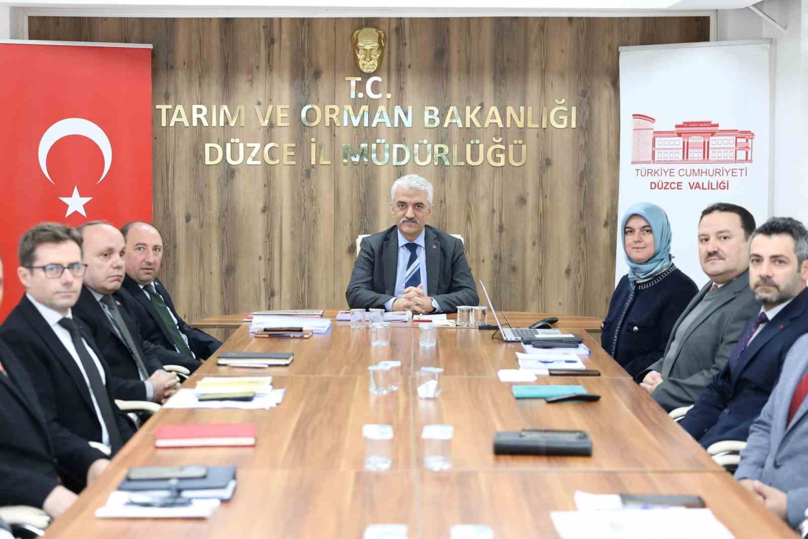 Vali Makas, "D&uuml;zce &uuml;lkemizin &ouml;nemli tarım şehirlerinden"
