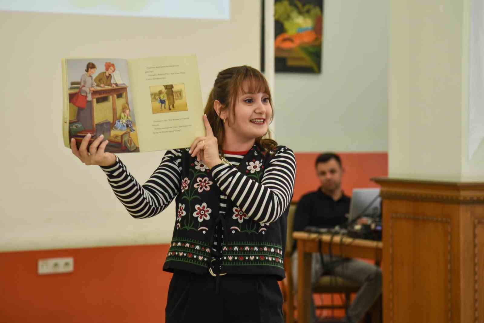 Anaokulu &ouml;ğrencileri i&ccedil;in kitap okuma ve kısa film etkinliği d&uuml;zenlendi
