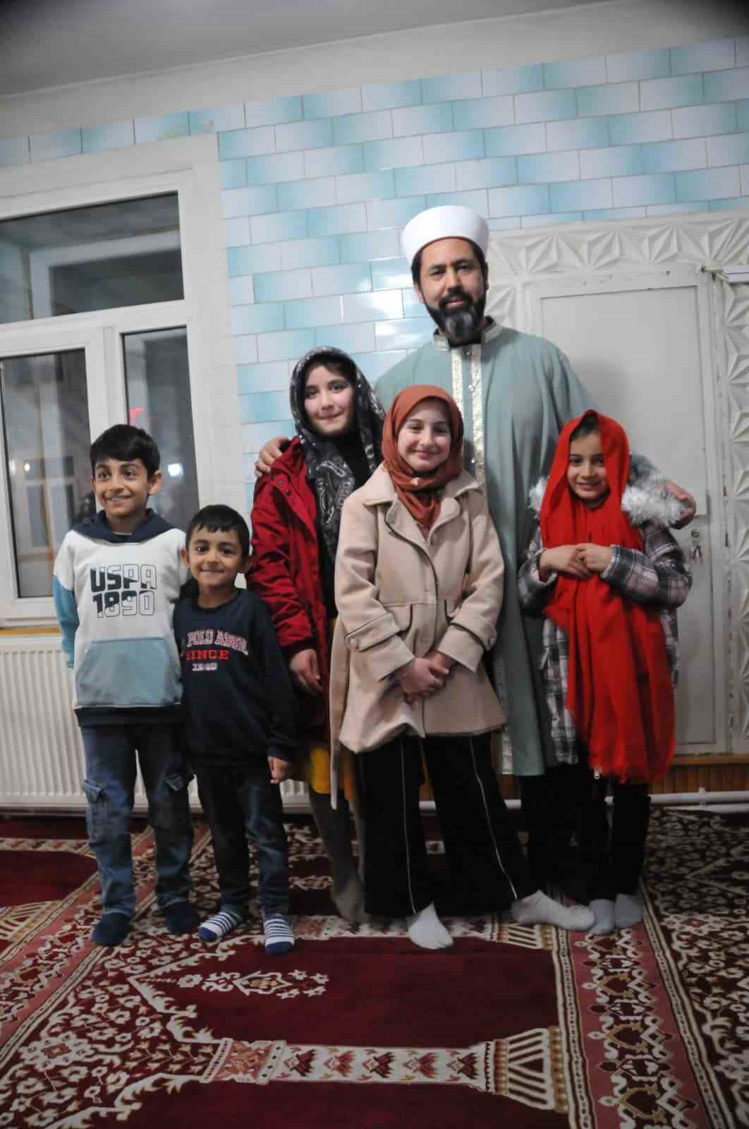 S&ouml;ğ&uuml;tl&uuml; Mahallesi&rsquo;nde "Cami Aile Buluşması" d&uuml;zenlendi
