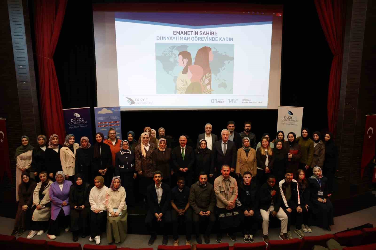 D&uuml;nyayı imar g&ouml;revinde kadın konferansı d&uuml;zenlendi
