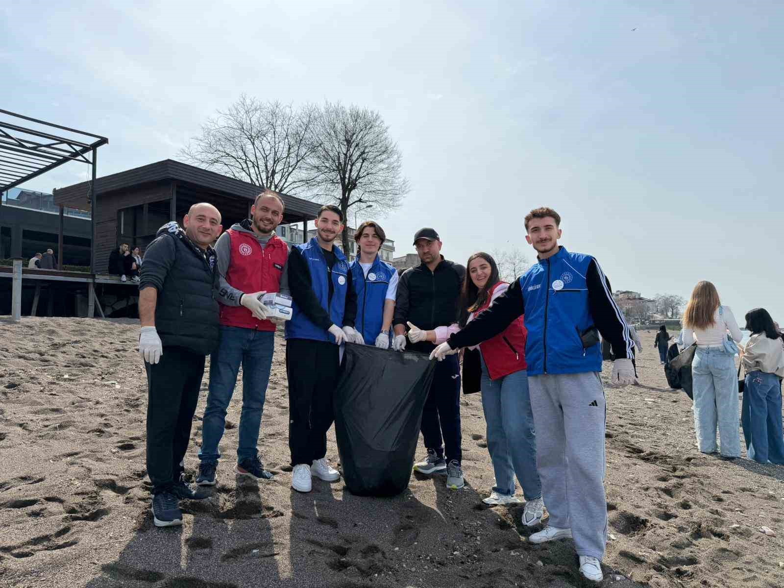 G&ouml;n&uuml;ll&uuml;l&uuml;kle atılan her adım bir iz bırakır
