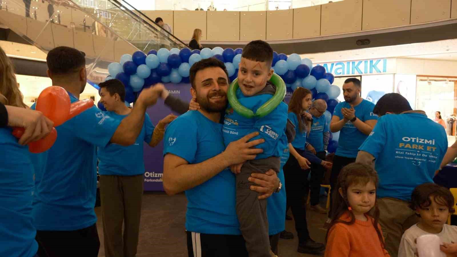 Gaziantep&rsquo;te otizm farkındalığı i&ccedil;in anlamlı etkinlik

