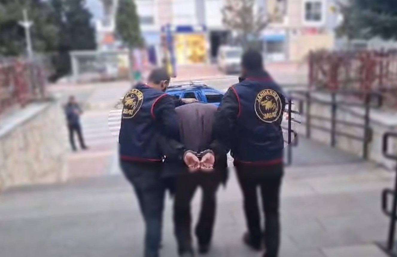 Antalya&rsquo;da 15 yıllık cinayetin sırrı DNA eşleşmesi ile &ccedil;&ouml;z&uuml;ld&uuml;
