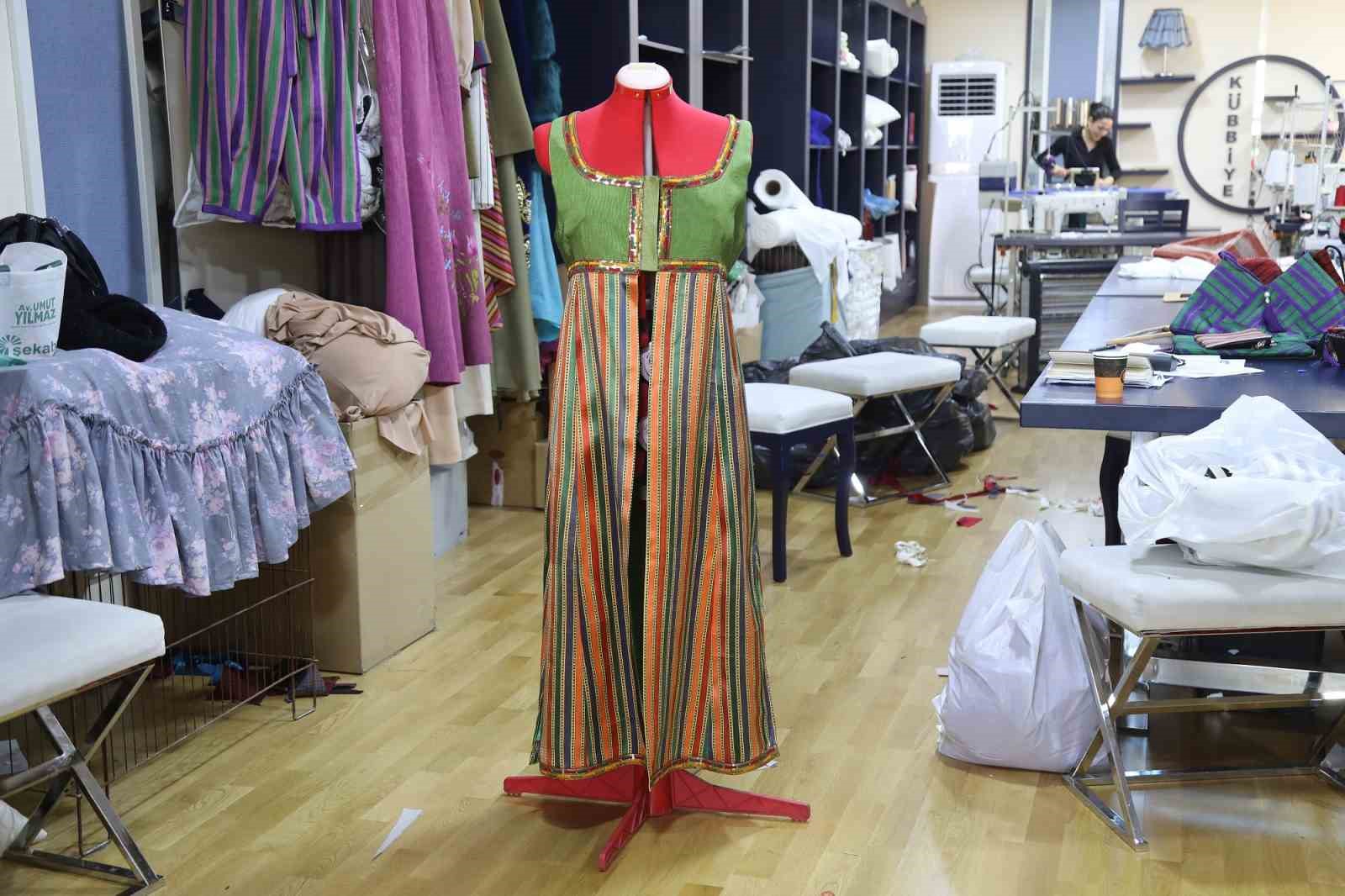 Gaziantep’in saray kumaşı geleceğe taşınıyor