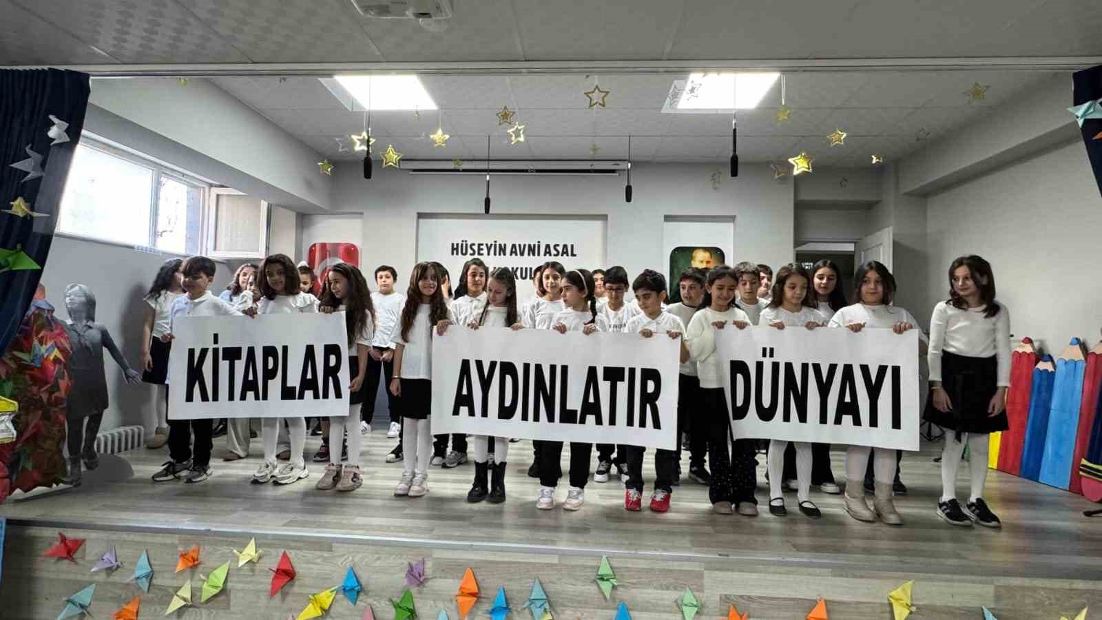 Kitapla büyüyen nesiller için Samsun’da seferberlik: Kütüphaneler Haftası dolu dolu geçti