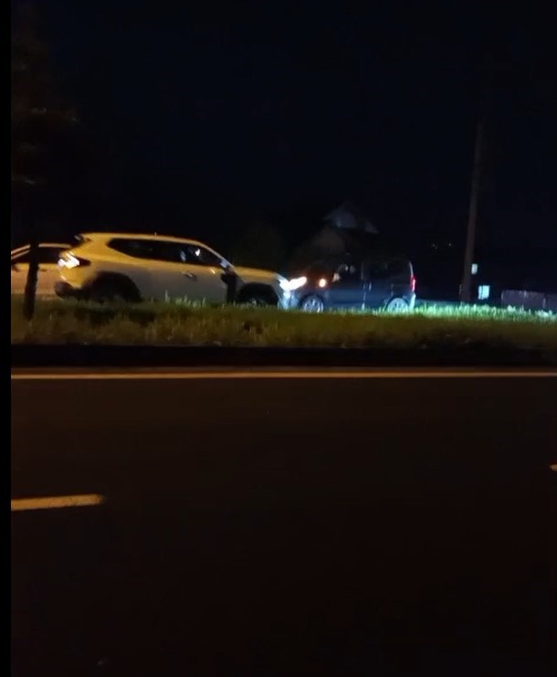 Korna seslerine aldırmadı: Trafiği tehlikeye atan ters yön sürücüsü kamerada