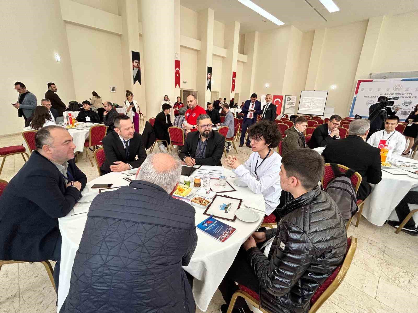 Mesleki eğitimde iş birliği ve Ar-Ge stratejileri masaya yatırıldı
