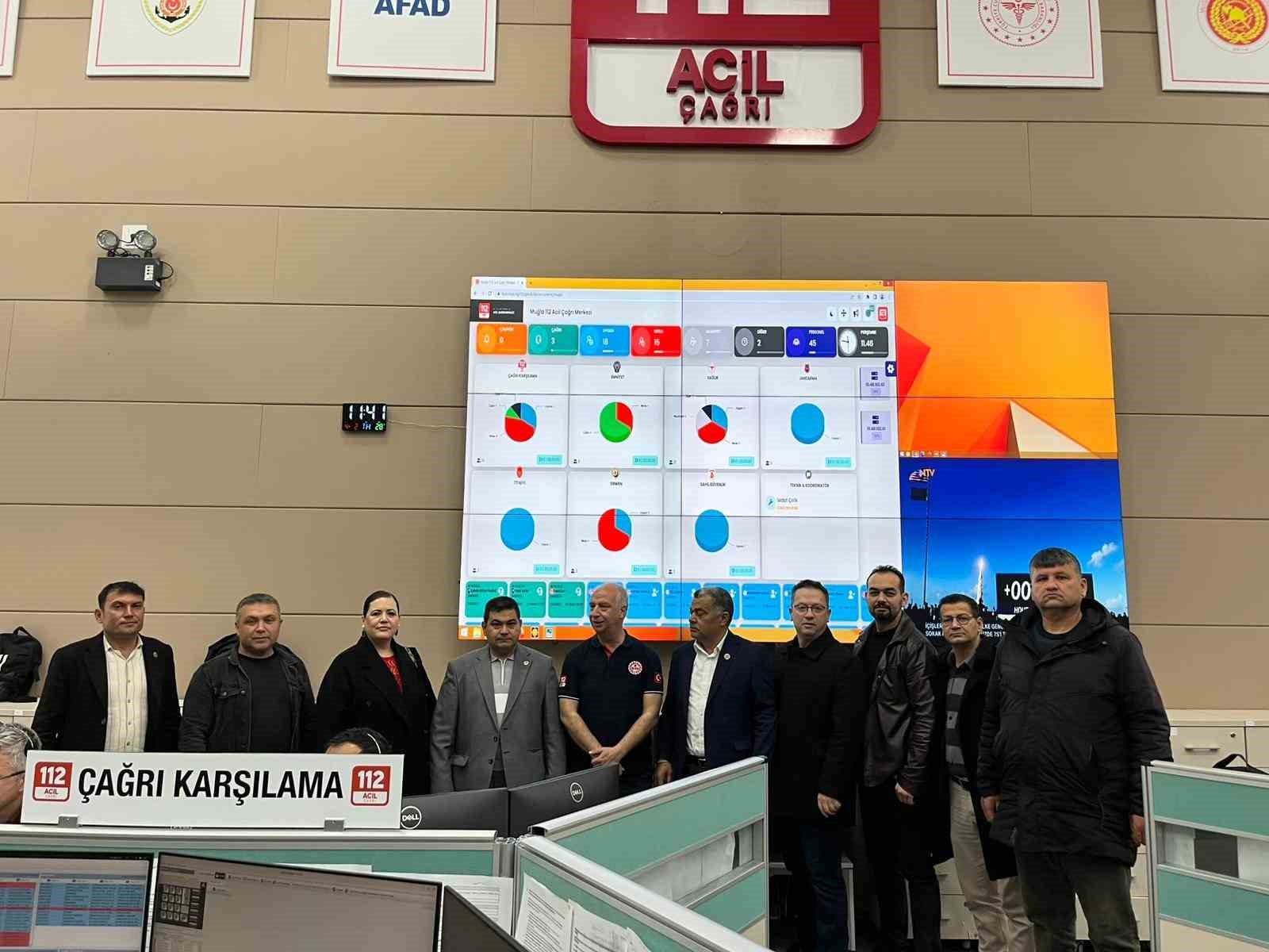 Muğla 112 Acil Çağrı Merkezi muhtarları ağırladı