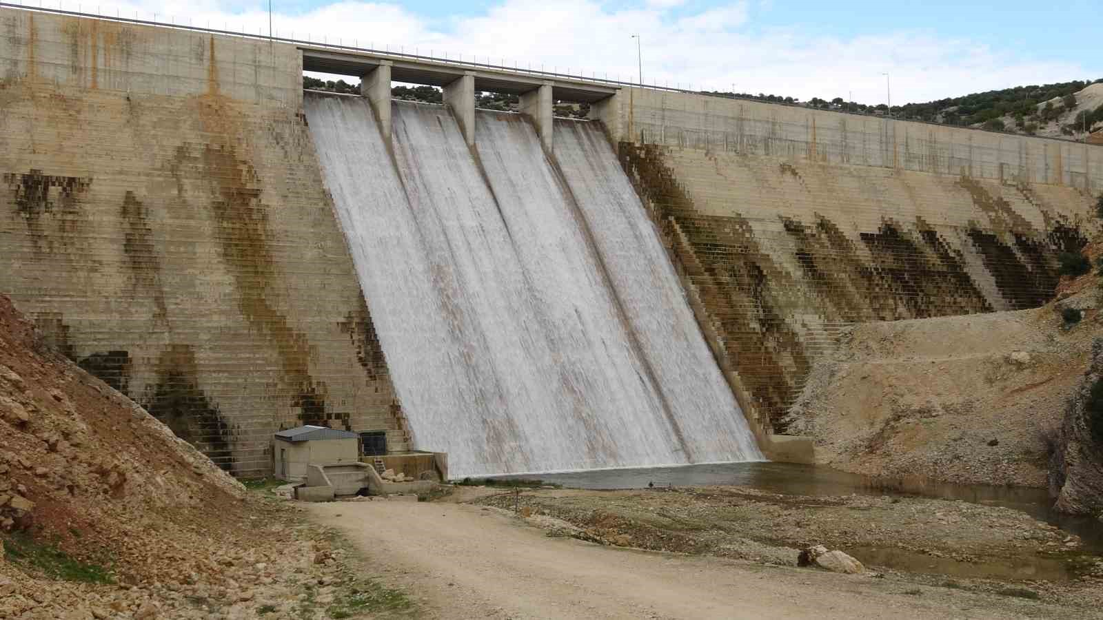 Gaziantep&rsquo;te barajlar doldu taştı
