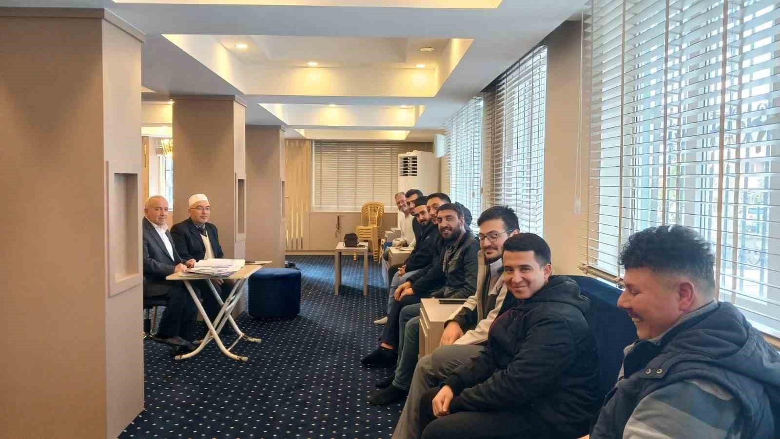 Yatağan M&uuml;ft&uuml;l&uuml;ğ&uuml;&rsquo;nden ezanı g&uuml;zel okuma kursu
