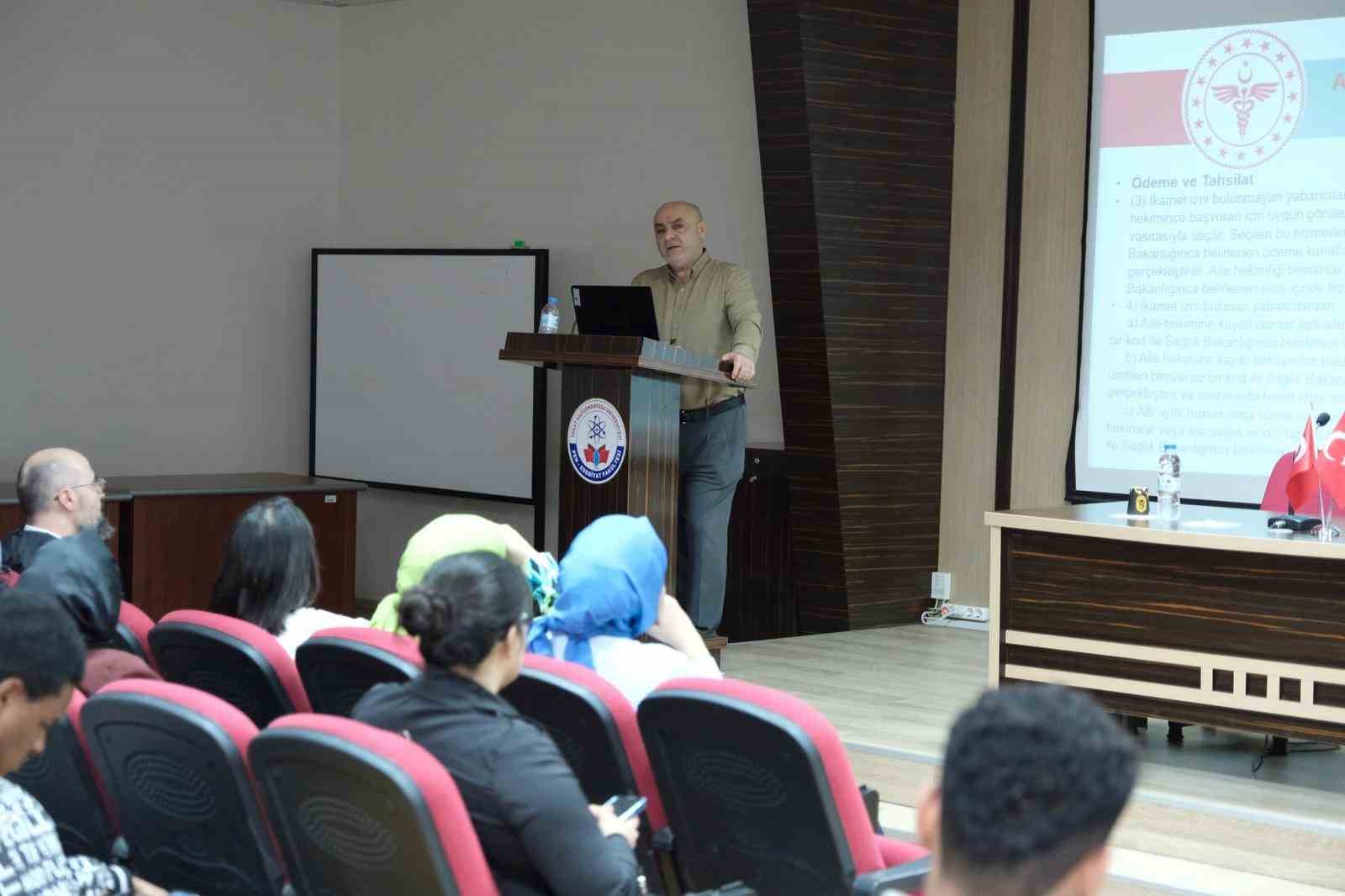 Uluslararası &ouml;ğrencilere Kırım Kongo Kanamalı Ateşi hastalığına karşı uyarı yapıldı
