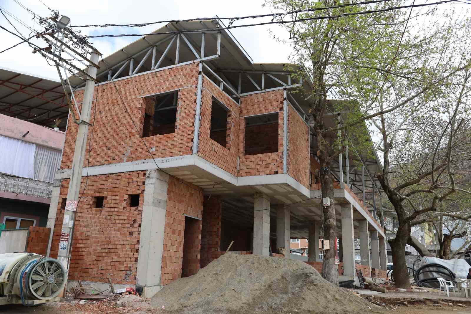 Büyükşehir’den kırsal mahallelere malzeme desteği