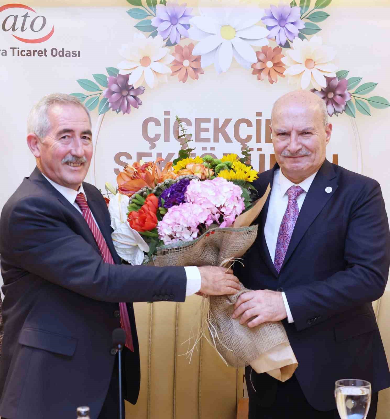 &Ccedil;i&ccedil;ek&ccedil;ilik sekt&ouml;r&uuml;n&uuml;n geleceği i&ccedil;in g&uuml;&ccedil; birliği: Hedef, &ccedil;i&ccedil;ek&ccedil;ilik sekt&ouml;r&uuml;n&uuml; 365 g&uuml;n yaşatmak
