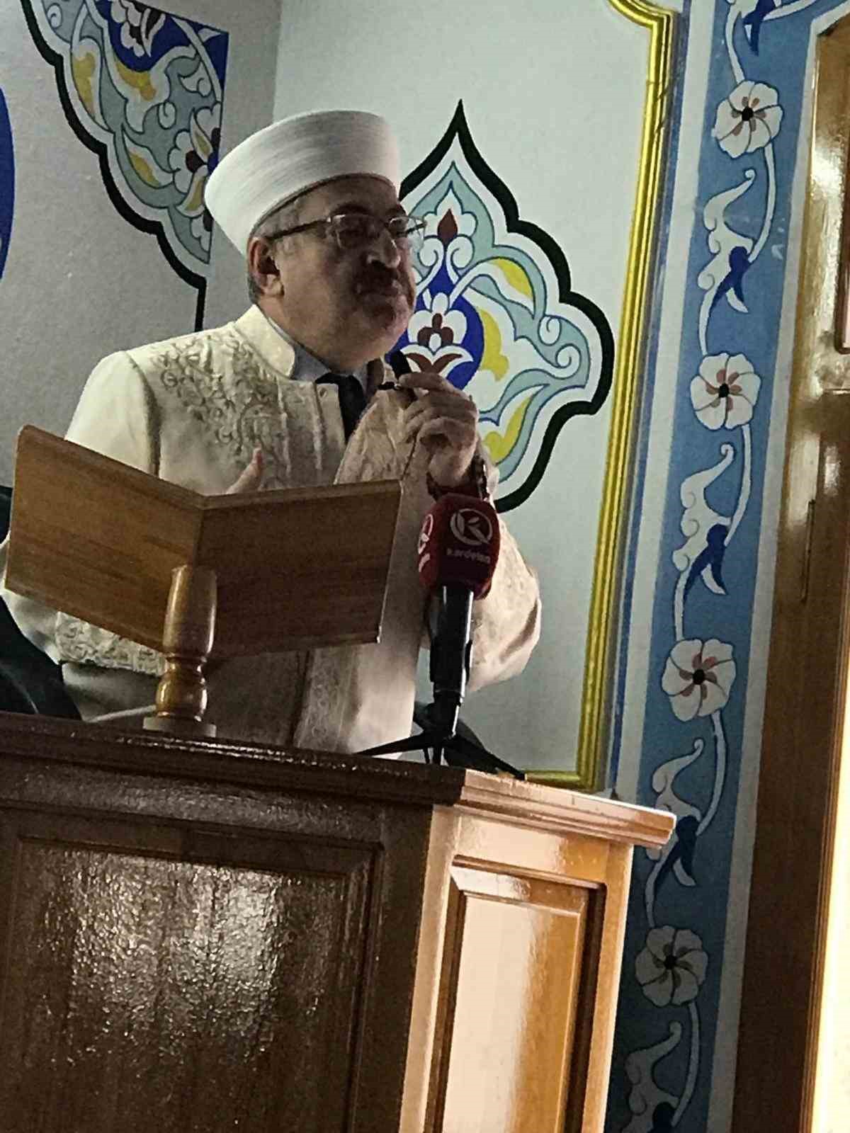 &Ouml;zsoy dua ile anıldı
