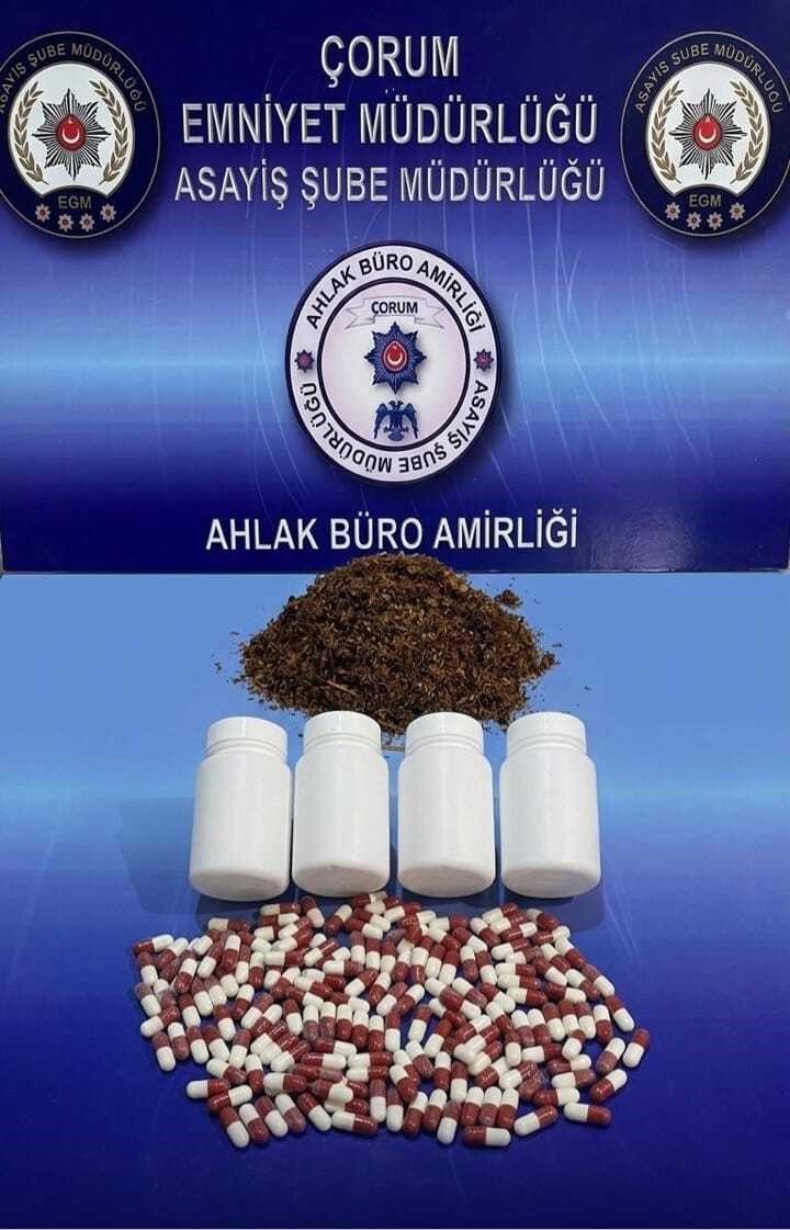 &Ccedil;orum&rsquo;da aranan 4 şahıs yakalandı
